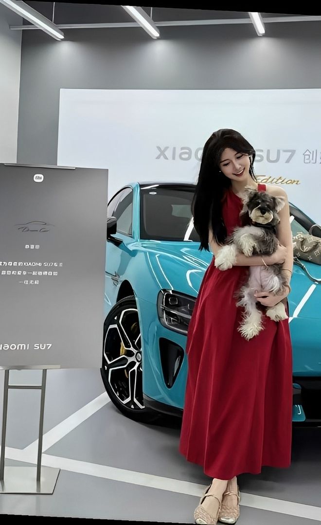 主质量都这么高的吗？仙女也就长这样吧PG电子麻将胡了2小米SU7的美女车(图6)