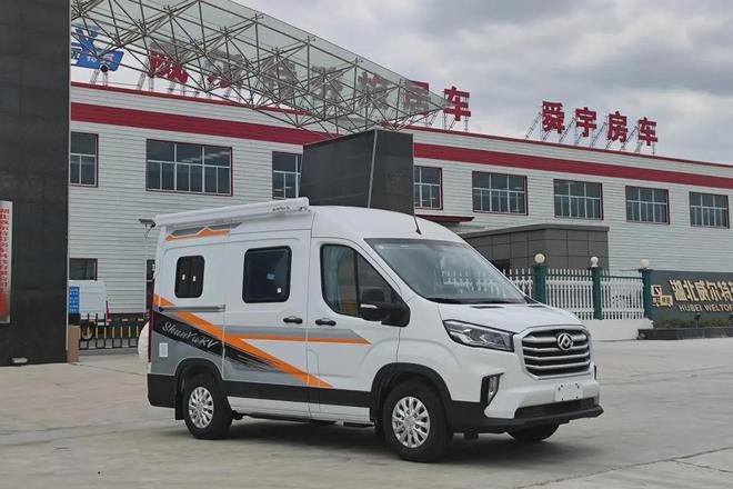 5座3卧专为小家庭打造水电齐全性价比真心高PG麻将胡了免费模拟器238万的V90房车(图3)