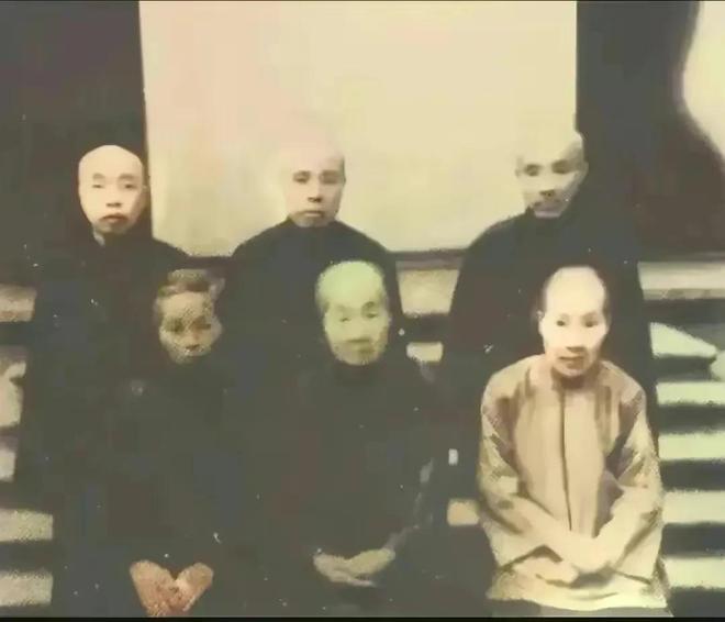 亲急匆匆去南京找人她探监她擦洗遗体麻将胡了2模拟器杨开慧母子入狱后母(图3) 亲急匆匆去南京找人她探监她擦洗遗体麻将胡了2模拟器杨开慧母子入狱后母(图3)